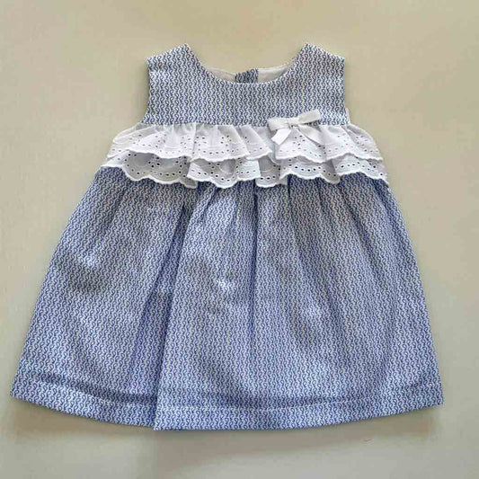 Comprar vestido para bebé niña en tonos celeste y blanco, estampado pececitos. Primavera-Verano. Confecciones Alber.