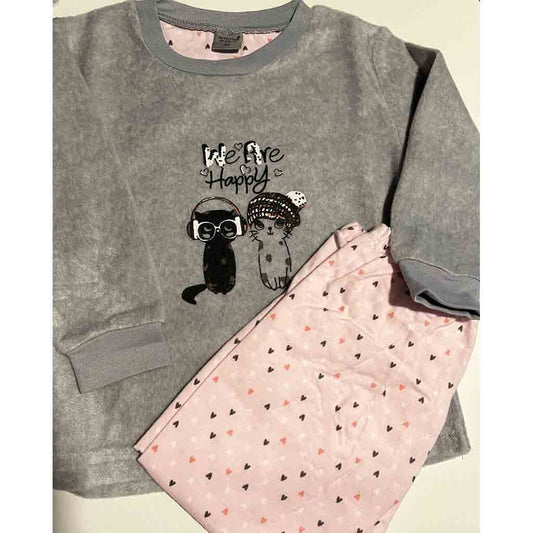 Pijama micro-polar divertido para niños y niñas. Color gris y rosa con gatos graciosos en el pecho y pantalón estampado