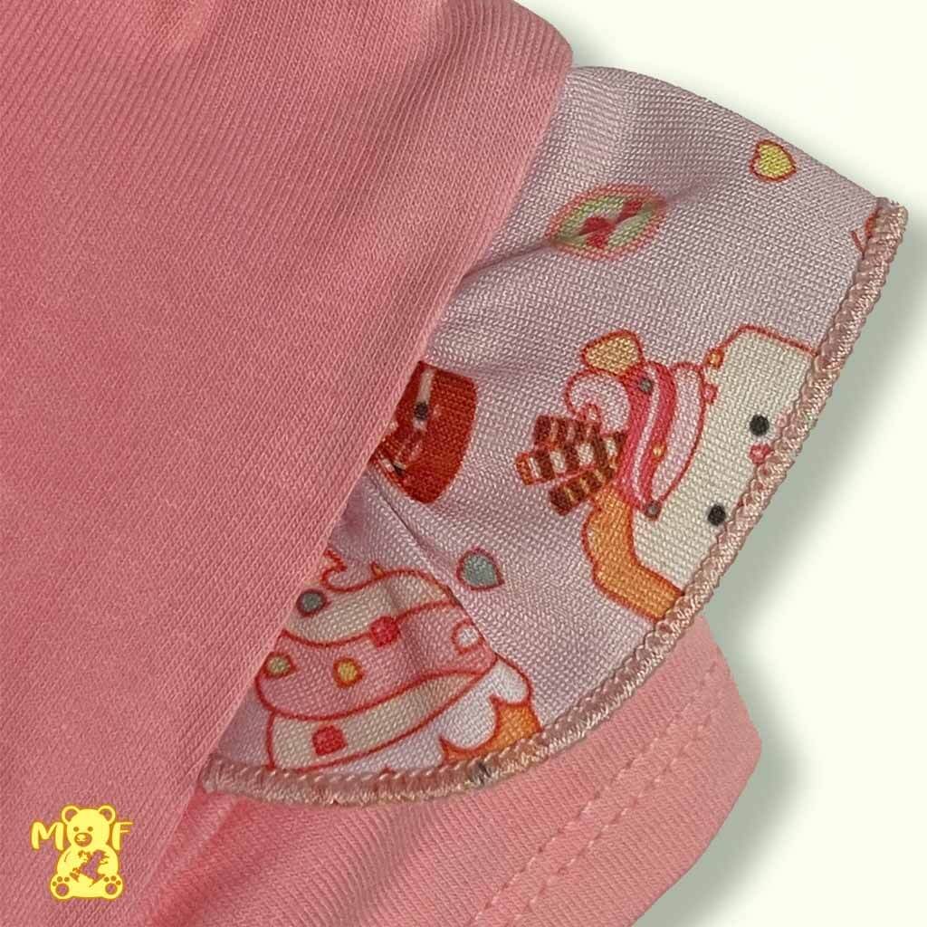 Comprar conjunto de algosón con falda cubrepañal para bebé niña. Detalle de estampado en mangas. Color rosa. Marca Petit cie. Temporada Primavera-verano.