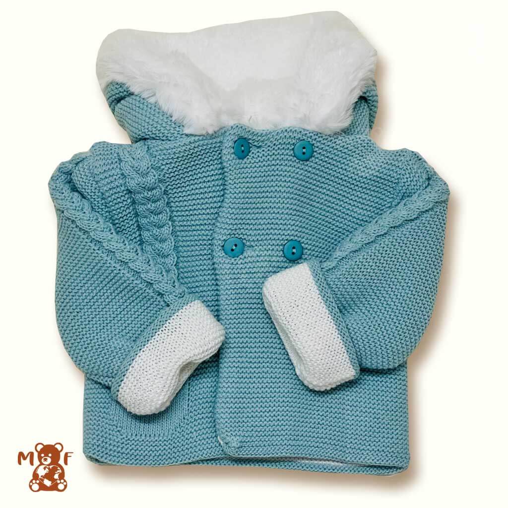 Comprar abrigo de lana con capucha para bebés. Color verde. Temporada otoño-invierno. 