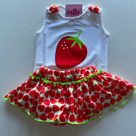 Comprar conjunto de algodón para bebé niña. Estampado de fresas. Marca Petit Cie. Ideal temporada de Primavera-Verano.